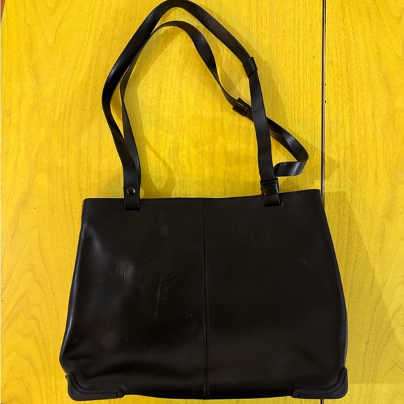 Aldo Classic Black Shoulder Bag - Picture 4 of 7